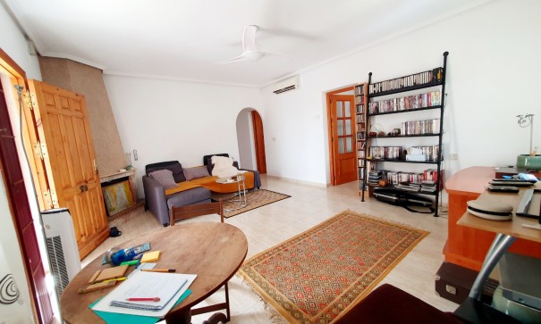 Sale - Detached Villa -
Torrevieja - Los Balcones