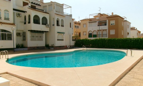 Revente - Appartement -
Torrevieja
