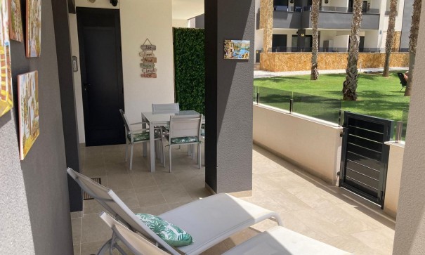 Revente - Appartement -
Orihuela Costa