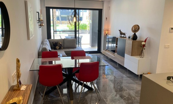 Revente - Appartement -
Orihuela Costa