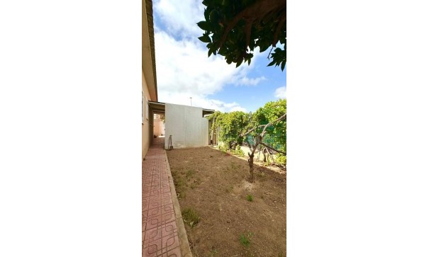 Venta - Chalet Independiente -
Torrevieja - Los Balcones - Los Altos del Edén