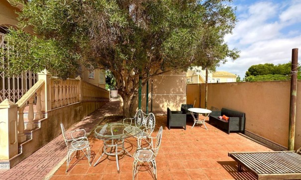 Venta - Chalet Independiente -
Torrevieja - Los Balcones - Los Altos del Edén