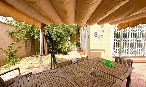 Venta - Chalet Independiente -
Torrevieja - Los Balcones - Los Altos del Edén