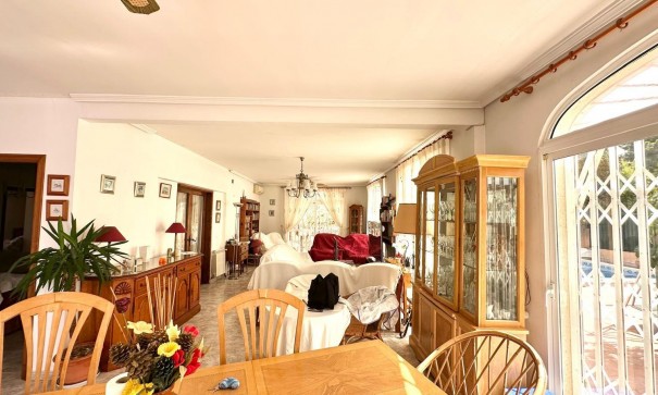 Venta - Chalet Independiente -
Torrevieja - Los Balcones - Los Altos del Edén