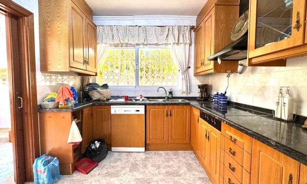 Venta - Chalet Independiente -
Torrevieja - Los Balcones - Los Altos del Edén