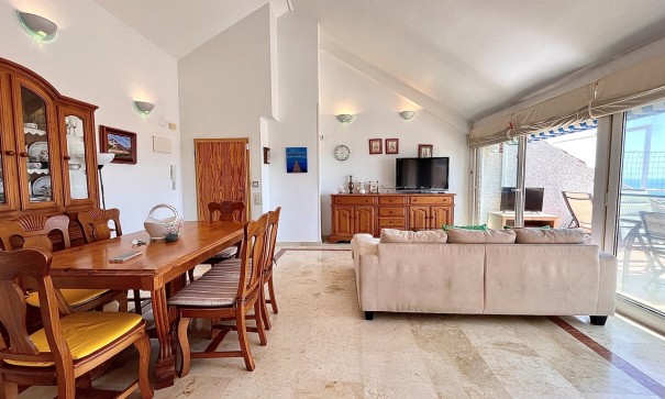 Venta - Apartamento piso -
Cabo Roig