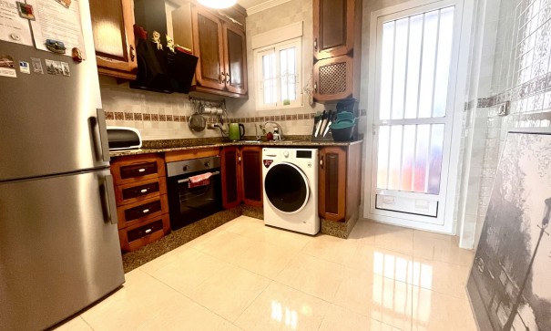 Herverkoop - Apartement Flat -
La Zenia