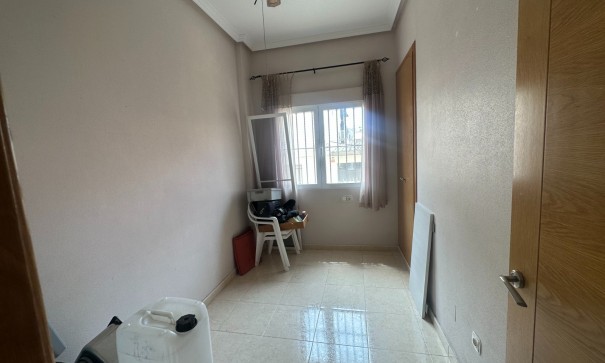 Revente - Appartement -
Jacarilla