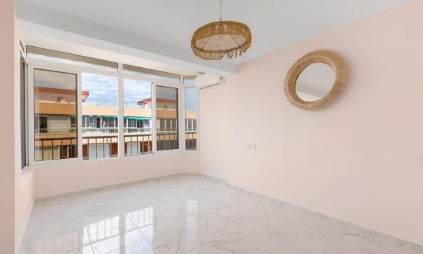 Sale - Apartment Flat -
Torrevieja - Acequion