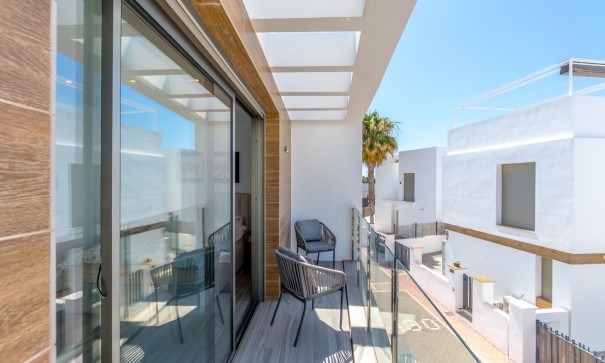 Sale - Detached Villa -
Orihuela Costa - Villamartín