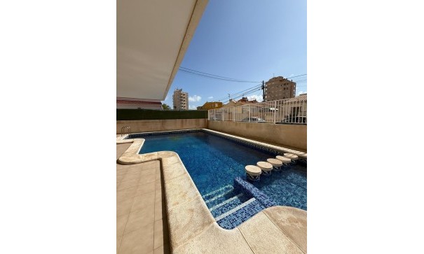 Herverkoop - Apartement Flat -
Torrevieja - Nueva Torrevieja