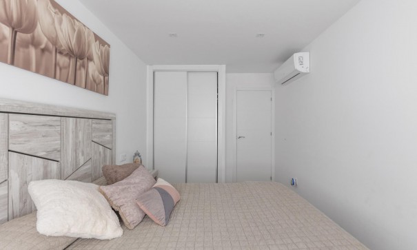 Sale - Apartment Flat -
Torrevieja - Acequion