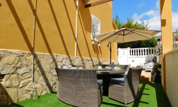 Sale - Detached Villa -
Orihuela Costa - Villamartín