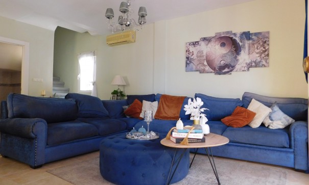 Sale - Detached Villa -
Orihuela Costa - Villamartín