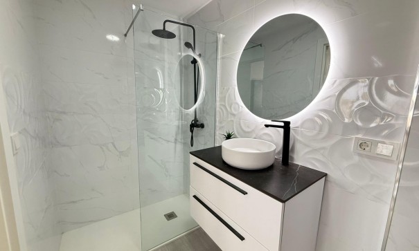 Sale - Apartment Flat -
Torrevieja - Playa de los Naufragos