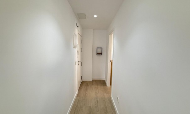 Sale - Apartment Flat -
Torrevieja - Playa de los Naufragos