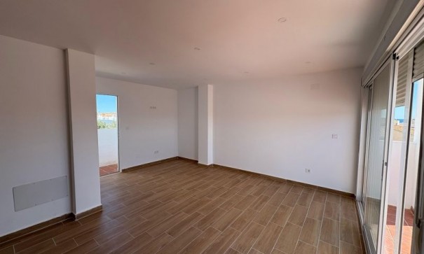 Videresalg - Lejlighed lejlighed -
Orihuela Costa