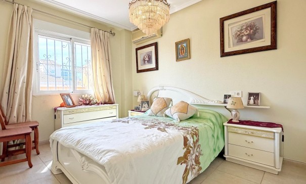 Sale - Town house -
Torrevieja - La Siesta - El Salado -  Torreta