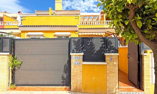 Sale - Town house -
Torrevieja - La Siesta - El Salado -  Torreta