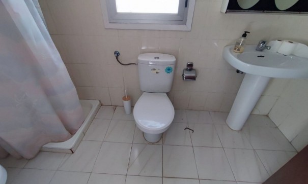 Videresalg - Finca landejendom -
Yecla