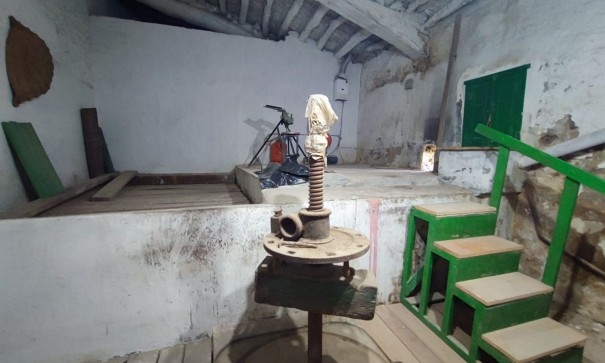 Videresalg - Finca landejendom -
Yecla