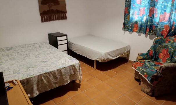 Herverkoop - Vrijstaande Villa -
Yecla