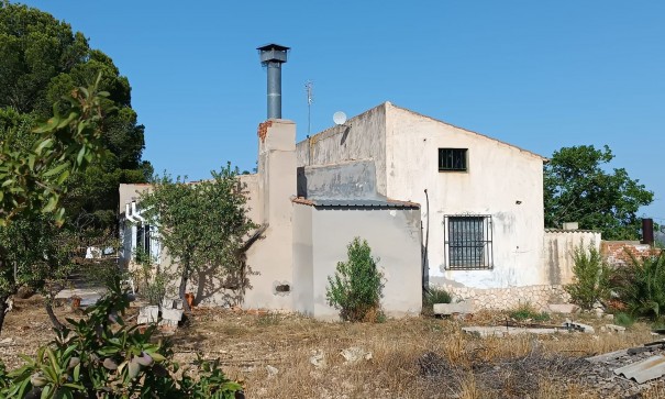 Herverkoop - Vrijstaande Villa -
Yecla