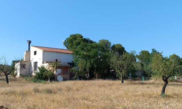 Herverkoop - Vrijstaande Villa -
Yecla