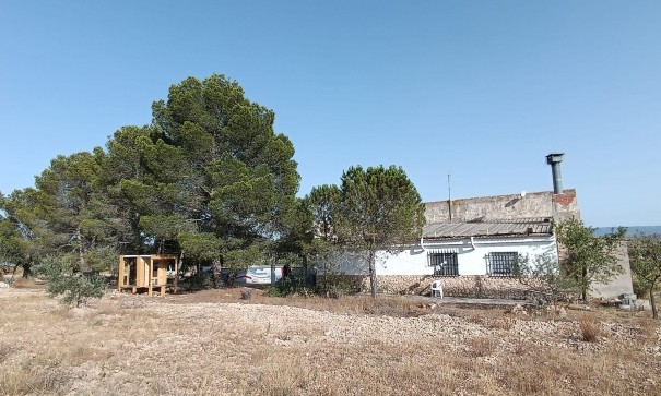 Herverkoop - Vrijstaande Villa -
Yecla