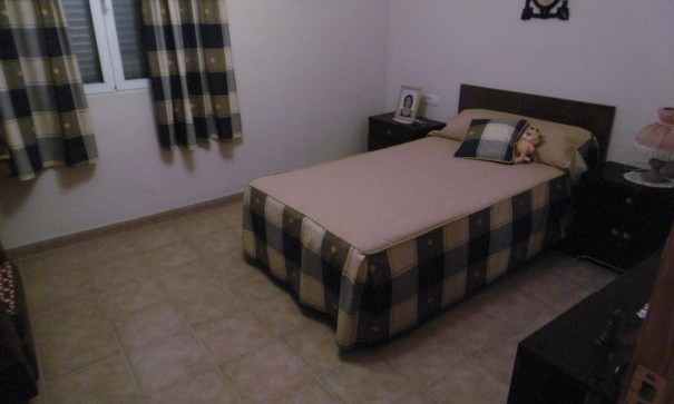 Videresalg - Fritliggende villa -
Yecla