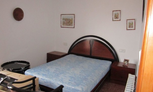 Resale - Finca Landgut -
Yecla