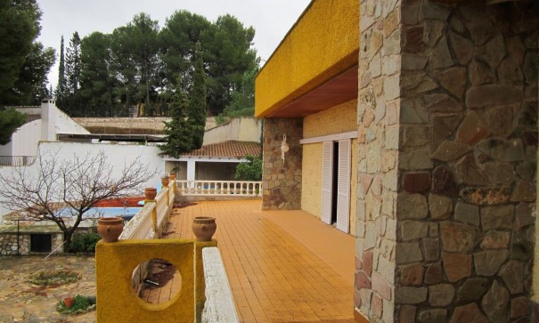 Resale - Finca Landgut -
Yecla