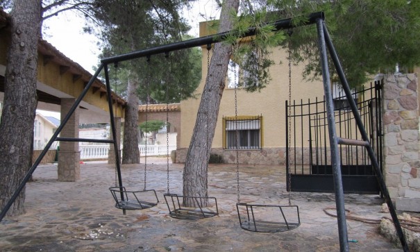 Resale - Finca Landgut -
Yecla