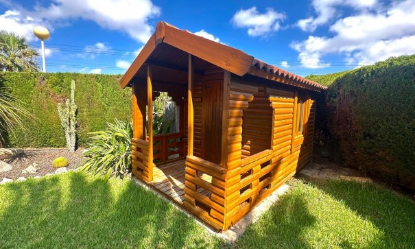 Venta - Chalet Independiente -
Cabo Roig - Costa blanca