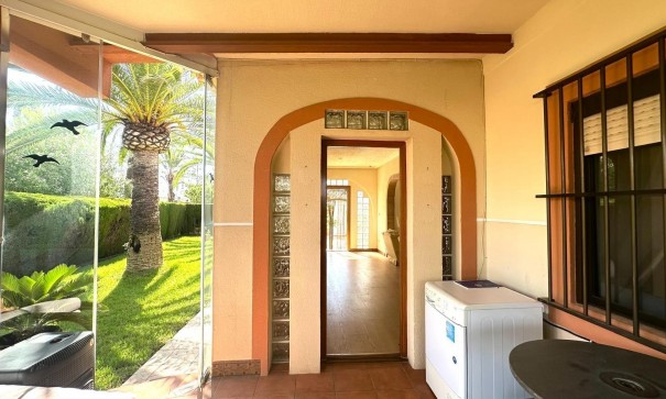 Venta - Chalet Independiente -
Cabo Roig - Costa blanca