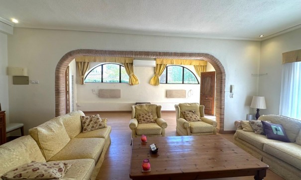 Venta - Chalet Independiente -
Cabo Roig - Costa blanca