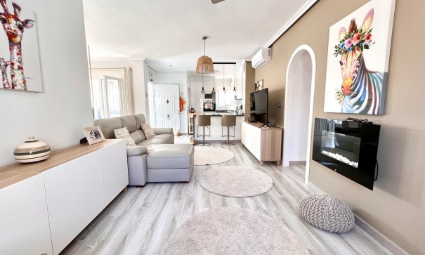 Revente - Villa Individuelle -
Cabo Roig