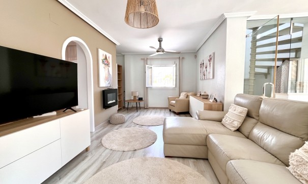 Revente - Villa Individuelle -
Cabo Roig