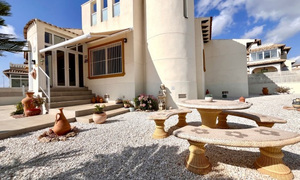 Revente - Villa Individuelle -
Cabo Roig