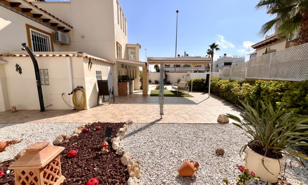 Revente - Villa Individuelle -
Cabo Roig