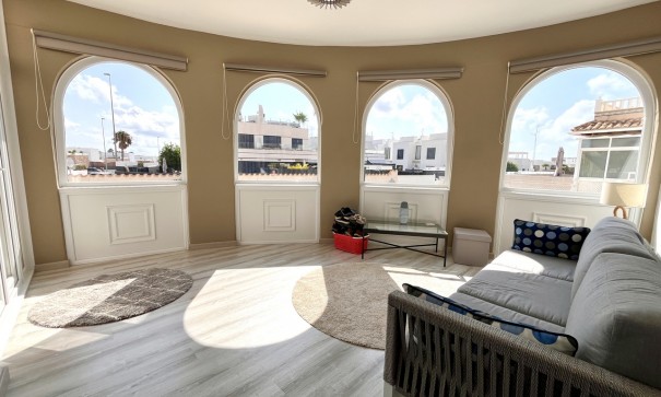 Revente - Villa Individuelle -
Cabo Roig