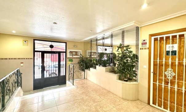 Sale - Apartment Flat -
Torrevieja - Centro