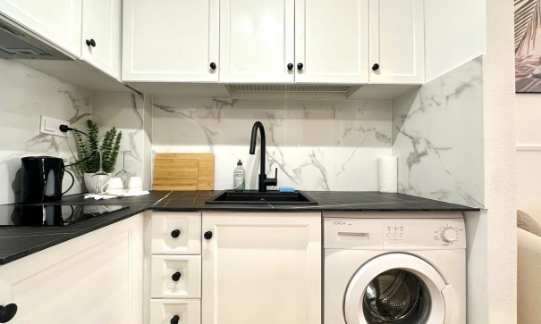 Sale - Apartment Flat -
Torrevieja - Centro