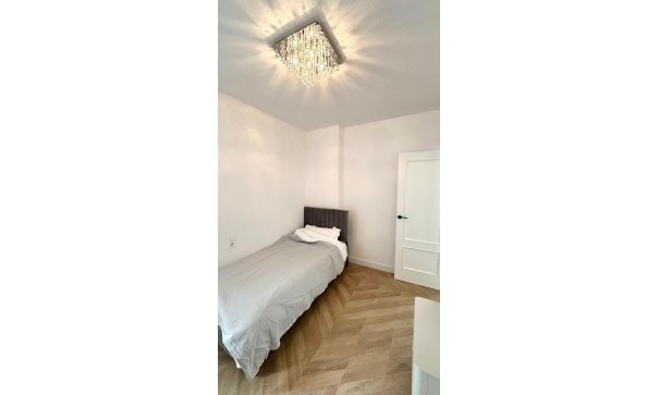 Sale - Apartment Flat -
Torrevieja - Centro