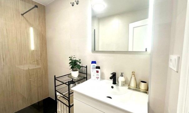 Sale - Apartment Flat -
Torrevieja - Centro