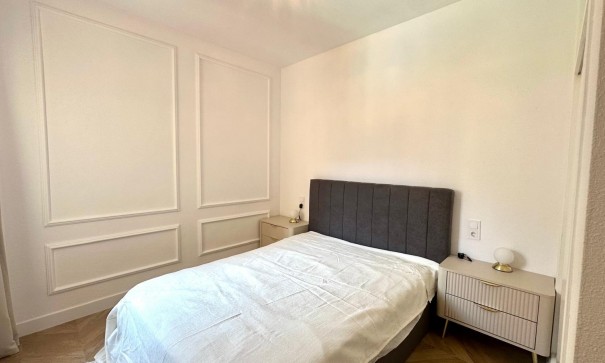 Sale - Apartment Flat -
Torrevieja - Centro