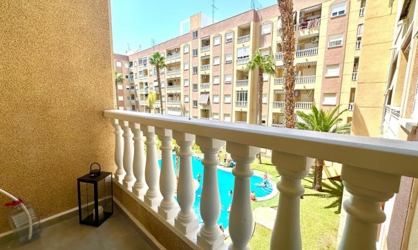 Sale - Apartment Flat -
Torrevieja - Centro