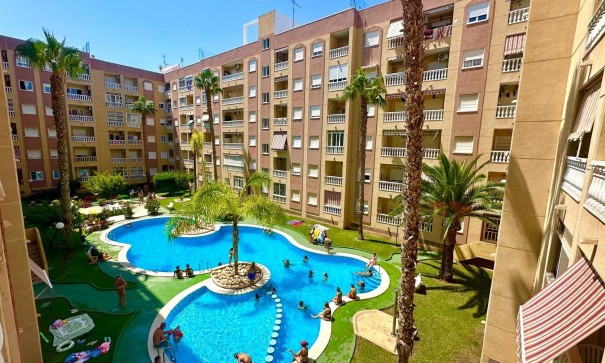 Sale - Apartment Flat -
Torrevieja - Centro