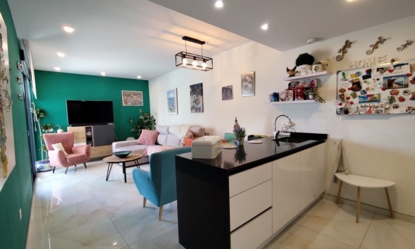 Revente - Appartement -
Orihuela Costa