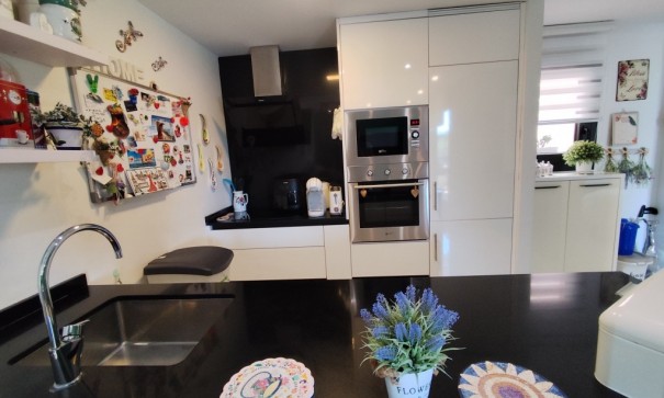 Revente - Appartement -
Orihuela Costa